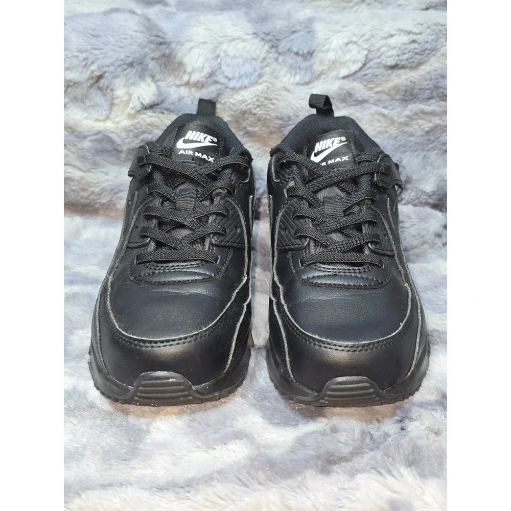 Nike Air Max 90 EasyOn Black‎ Sneakers Size 3 EUC